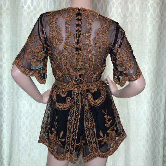 Gold & Black detailed Romper - Picture 13 of 13